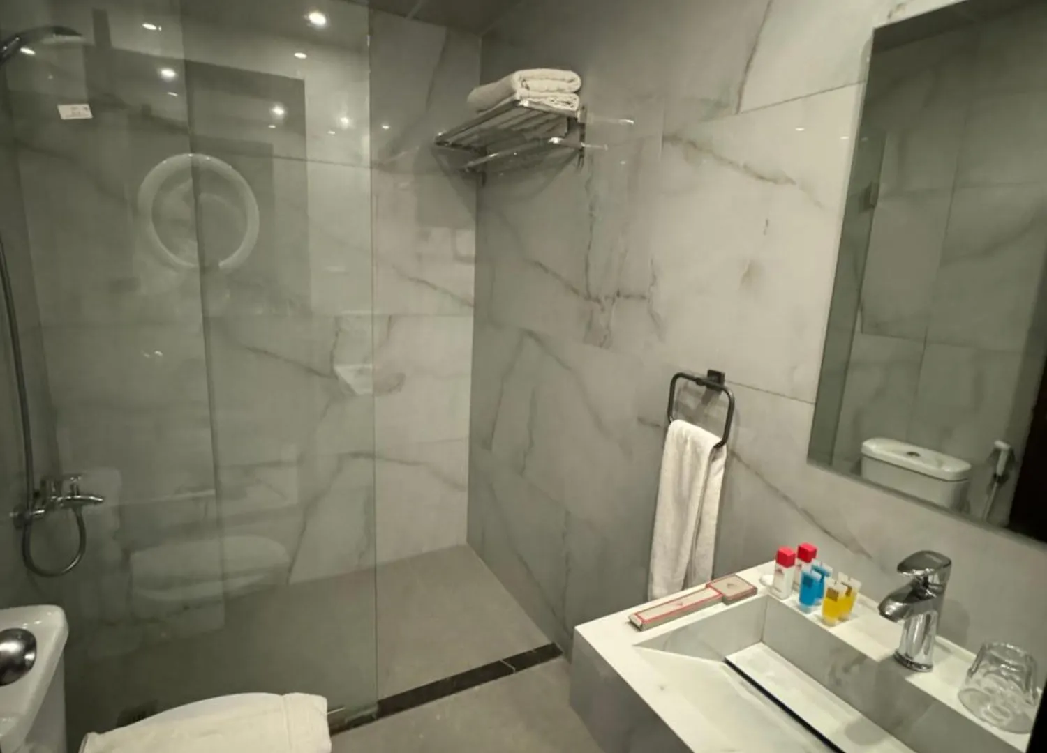 Duroy Hotel By Beverly Beirut 4*,